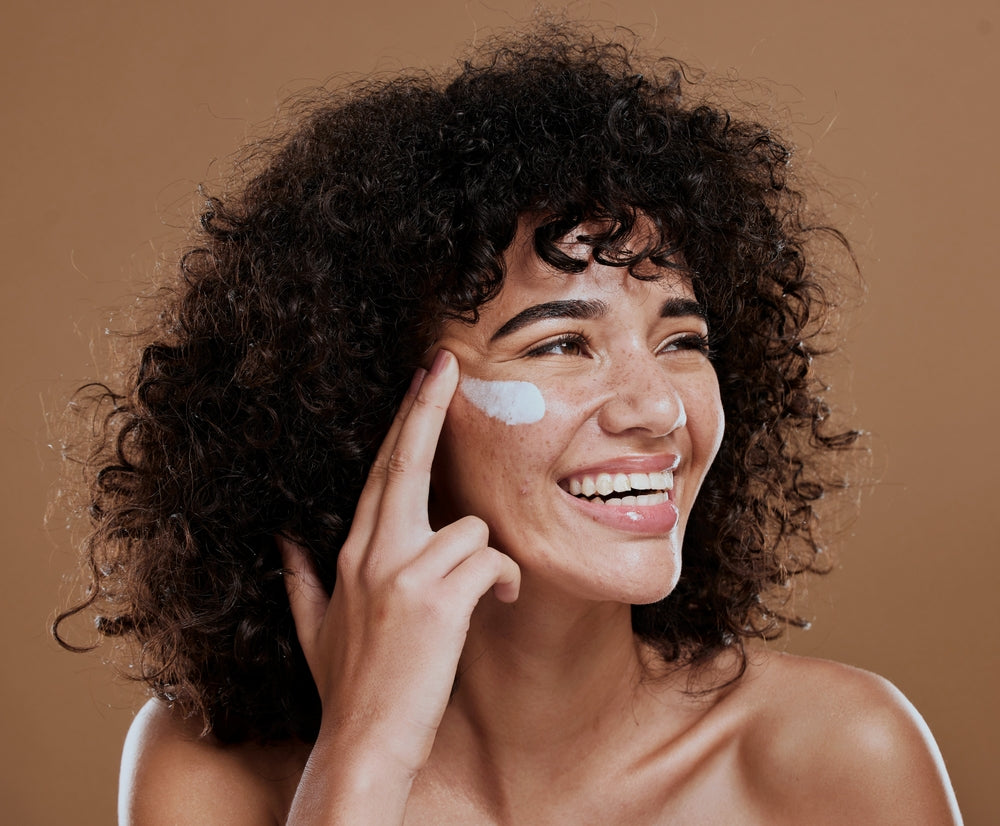 Sunscreen vs. Sunblock: What's the Difference?